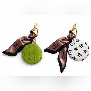 Fashion LV Mirror Key Chain/Bag Charm